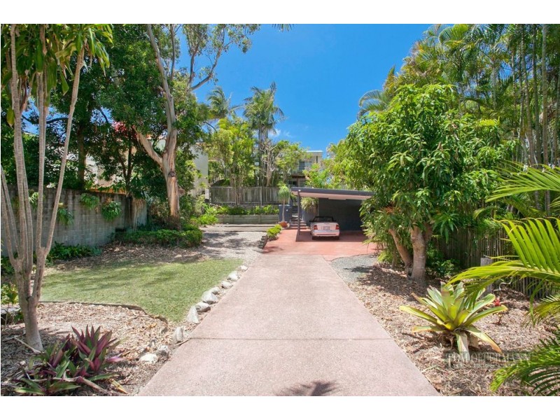 17 Elanda St, Sunshine Beach QLD 4567