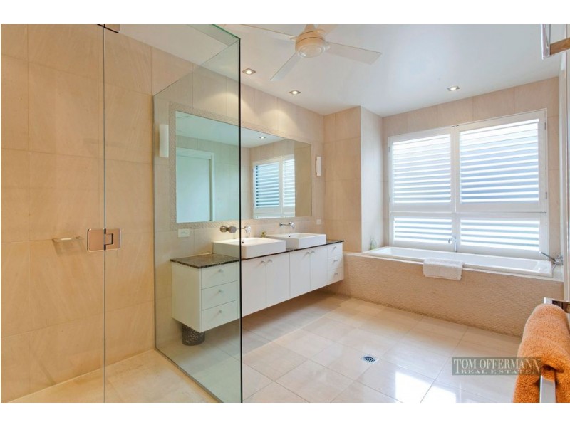 43 Mossman Ct, Noosa Heads QLD 4567