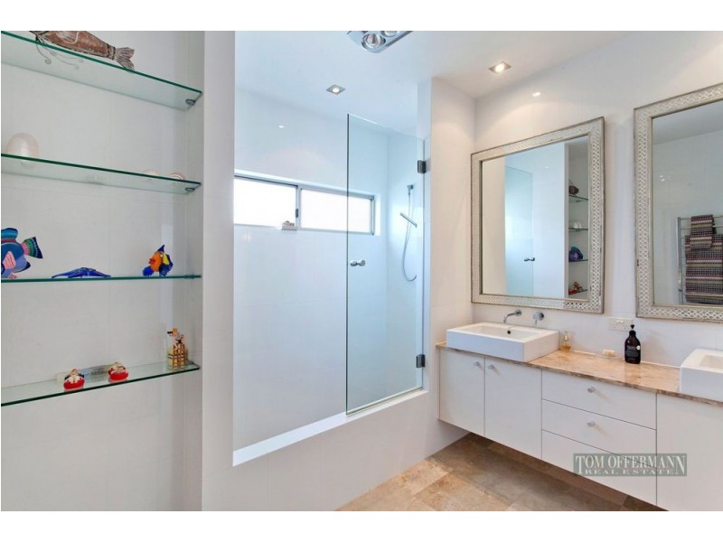 43 Mossman Ct, Noosa Heads QLD 4567