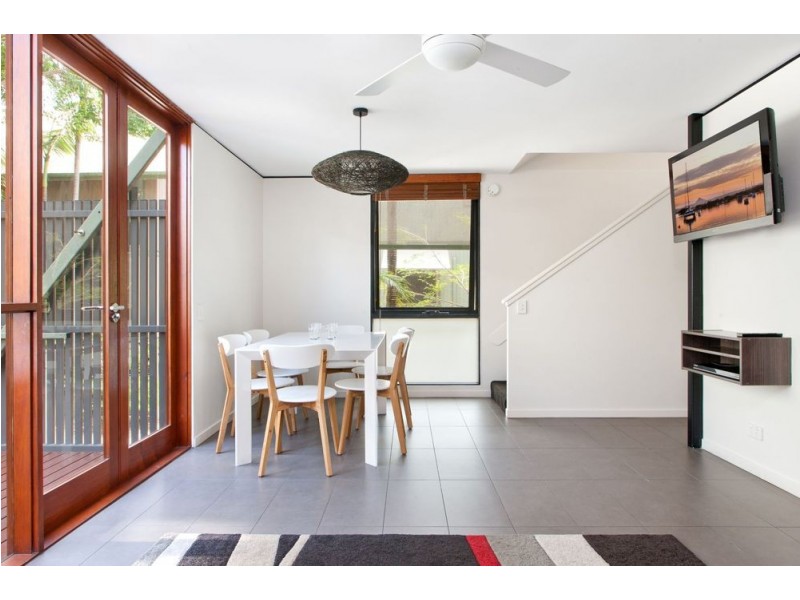 10/30 Hastings Street, Noosa Heads QLD 4567