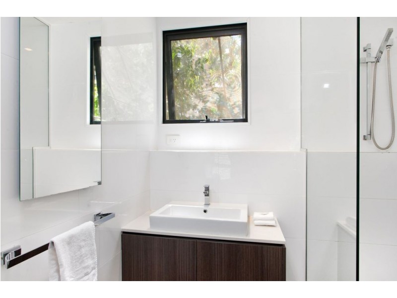 10/30 Hastings Street, Noosa Heads QLD 4567