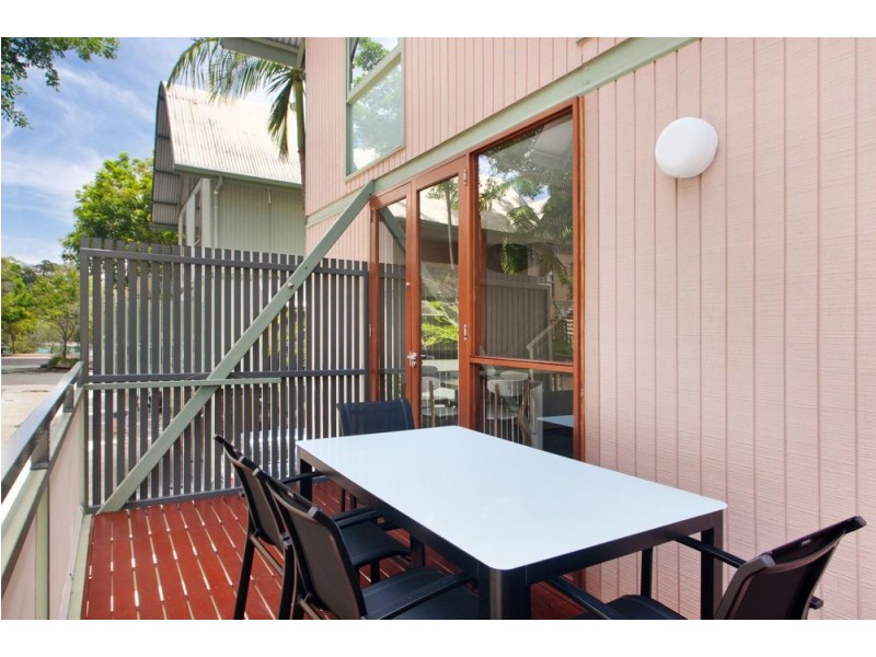 10/30 Hastings Street, Noosa Heads QLD 4567