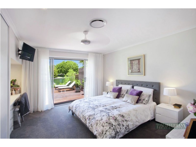 8 Masthead Quay, Noosa Waters QLD 4566