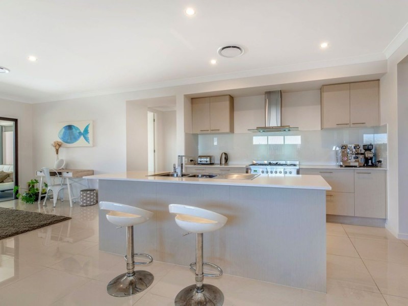 4 Blue Gum Road, Noosa Heads QLD 4567