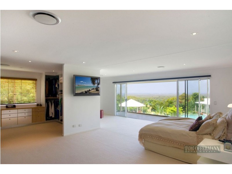 8 Upland Court, Tinbeerwah QLD 4563