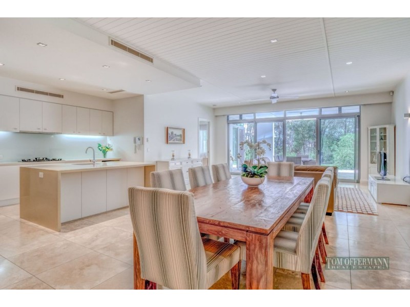 4/8 Serenity Close, Noosa Heads QLD 4567