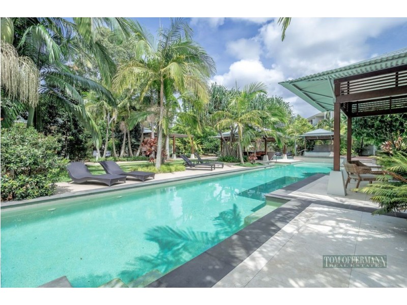 4/8 Serenity Close, Noosa Heads QLD 4567