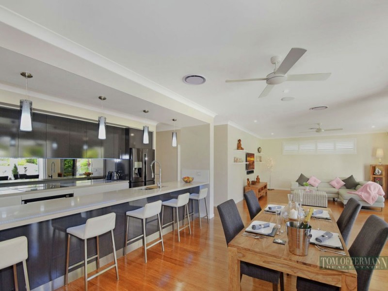18 Attenuatta Place, Noosaville QLD 4566