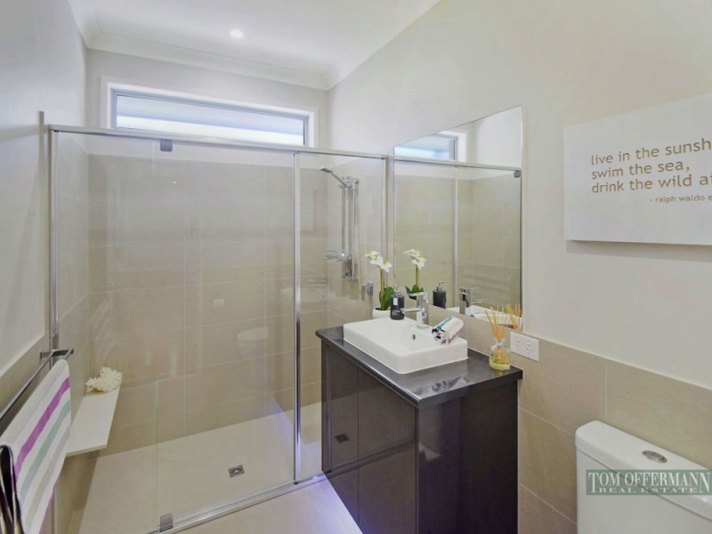 18 Attenuatta Place, Noosaville QLD 4566