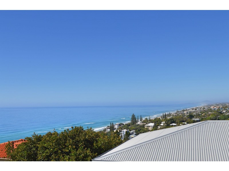 9 Kiamba Court, Sunshine Beach QLD 4567