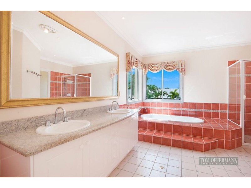 16 Shipyard Circuit, Noosa Waters QLD 4566