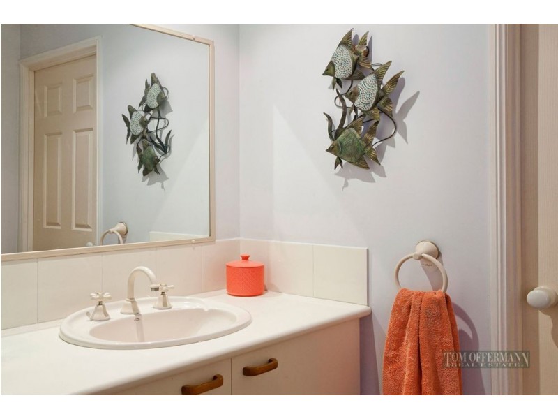 40 Seacove Court, Noosa Waters QLD 4566