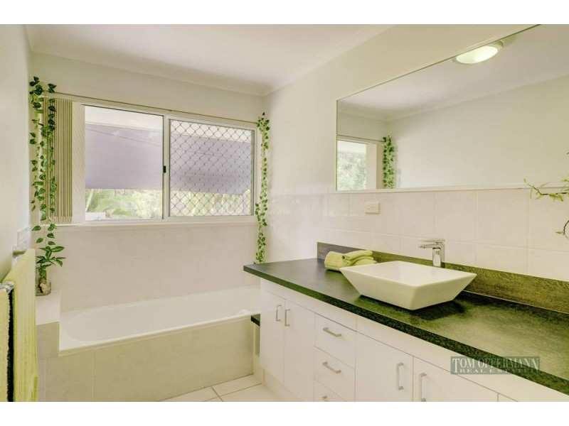 2 Samara Place, Noosa Heads QLD 4567