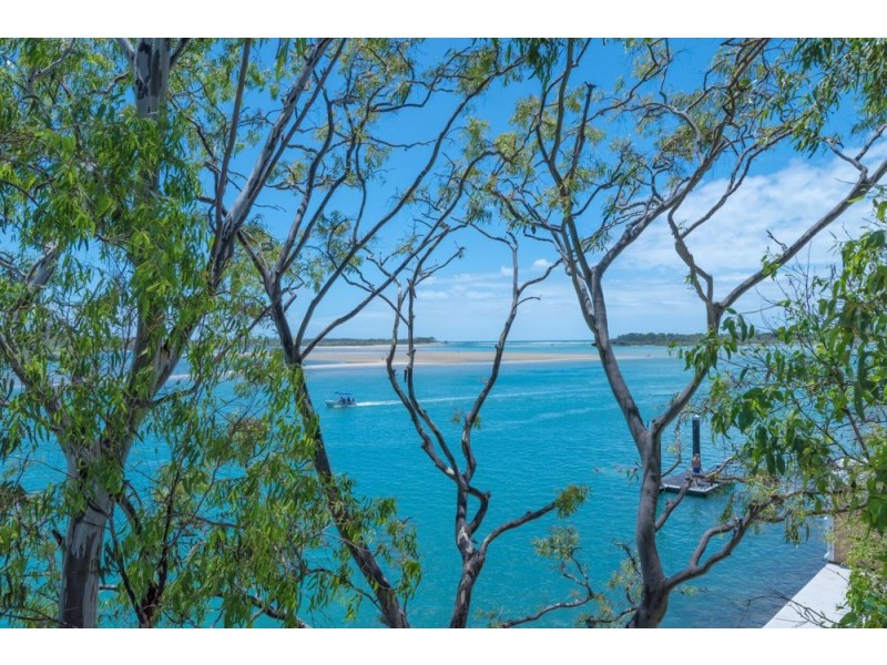 4/3 Russell St, Noosaville QLD 4566