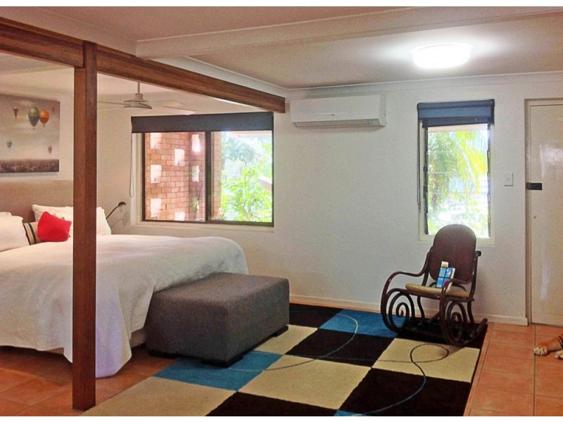 45 Hilton Esplanade, Tewantin QLD 4565
