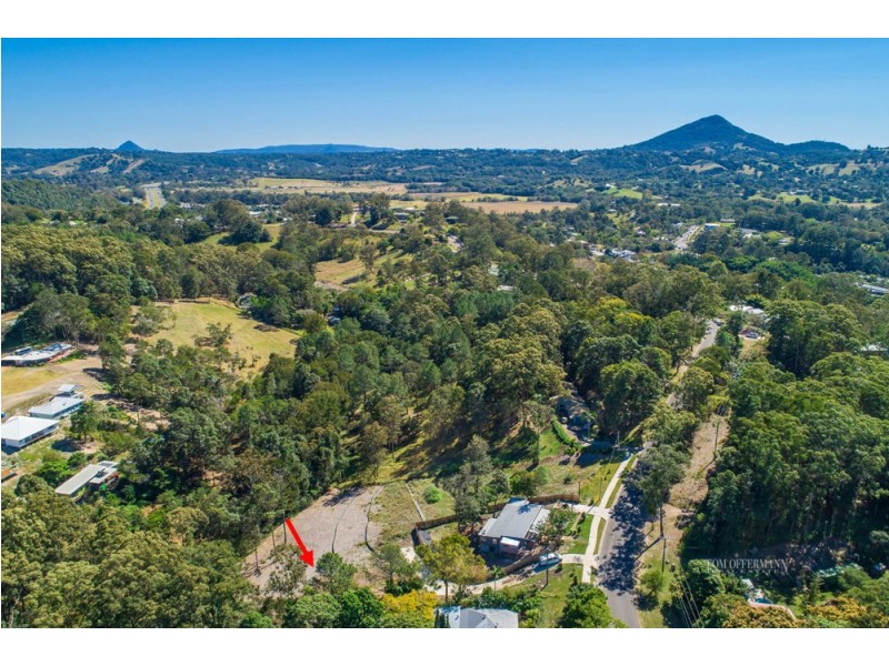 11 Crescent Road, Eumundi QLD 4562