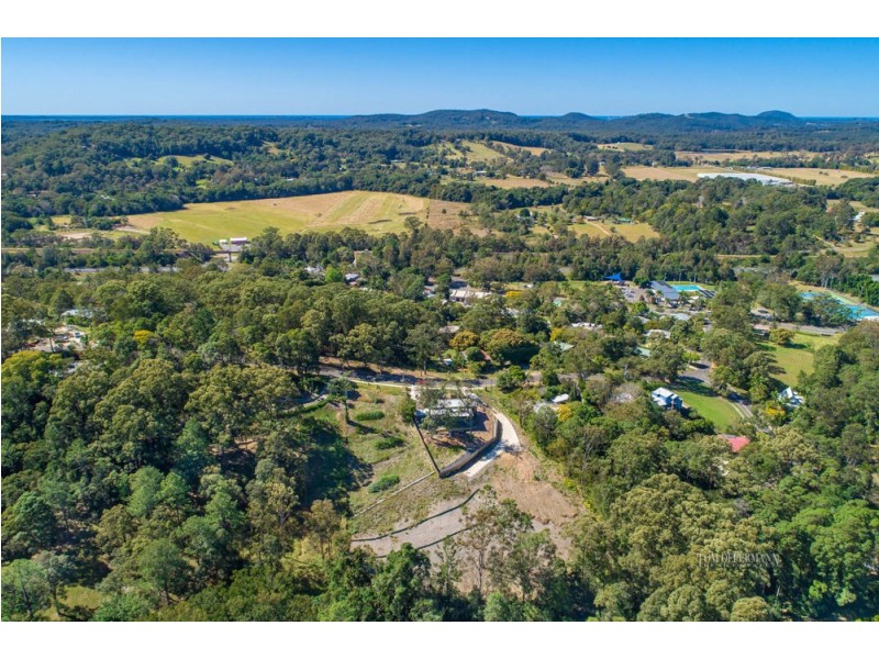 11 Crescent Road, Eumundi QLD 4562