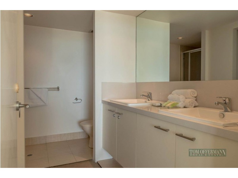 36/2 Noosa Drive, Noosa Heads QLD 4567