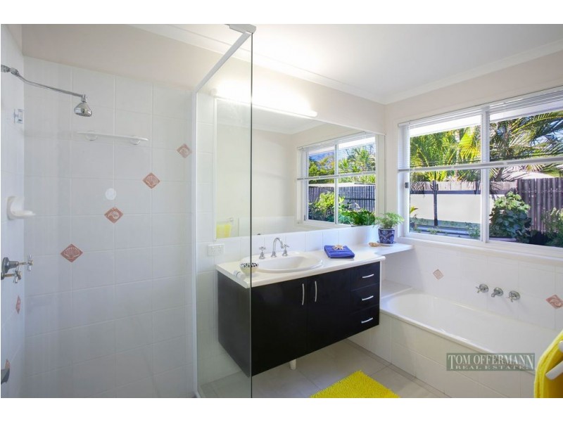 8 Hawthorn Grove, Marcus Beach QLD 4573