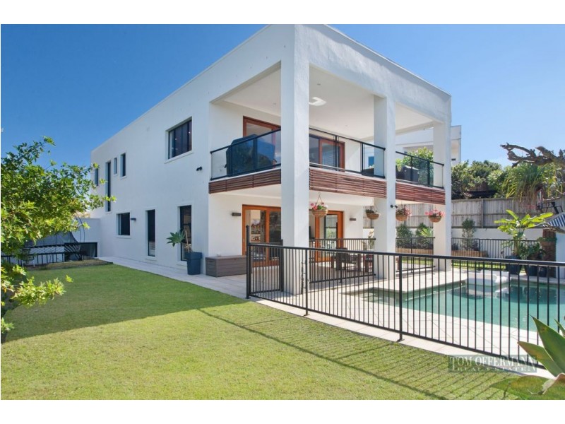 14 Captains Court, Sunrise Beach QLD 4567