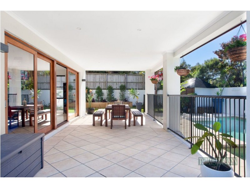 14 Captains Court, Sunrise Beach QLD 4567