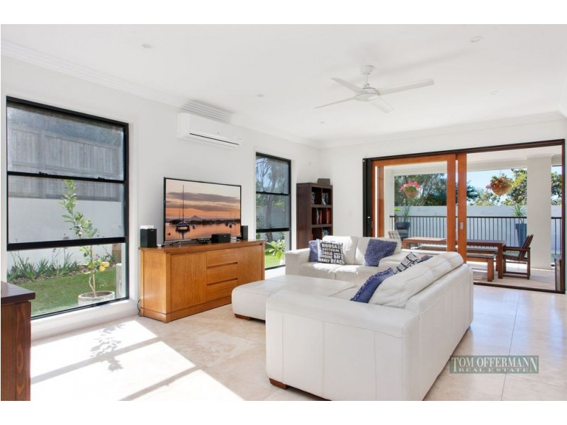 14 Captains Court, Sunrise Beach QLD 4567