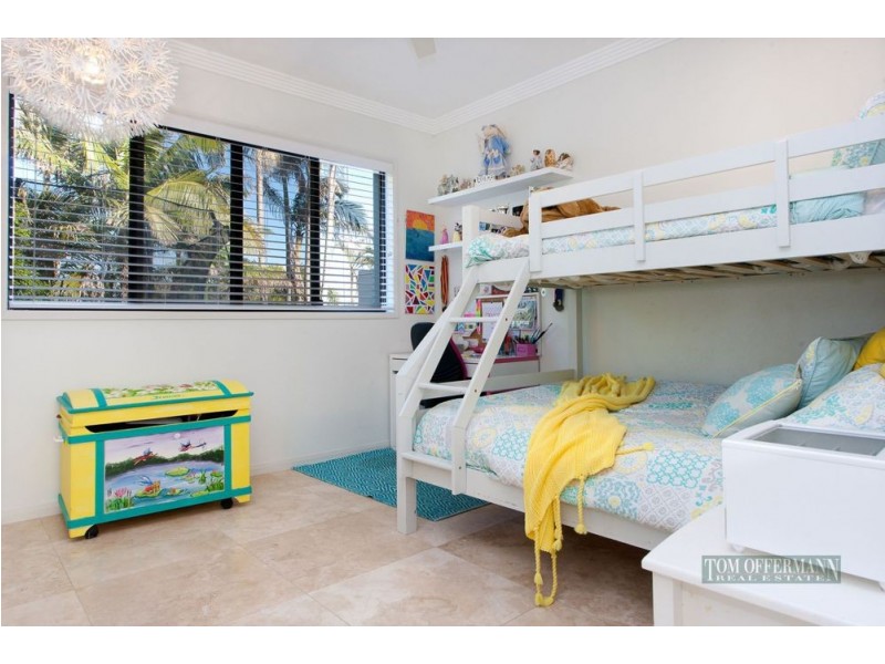 14 Captains Court, Sunrise Beach QLD 4567