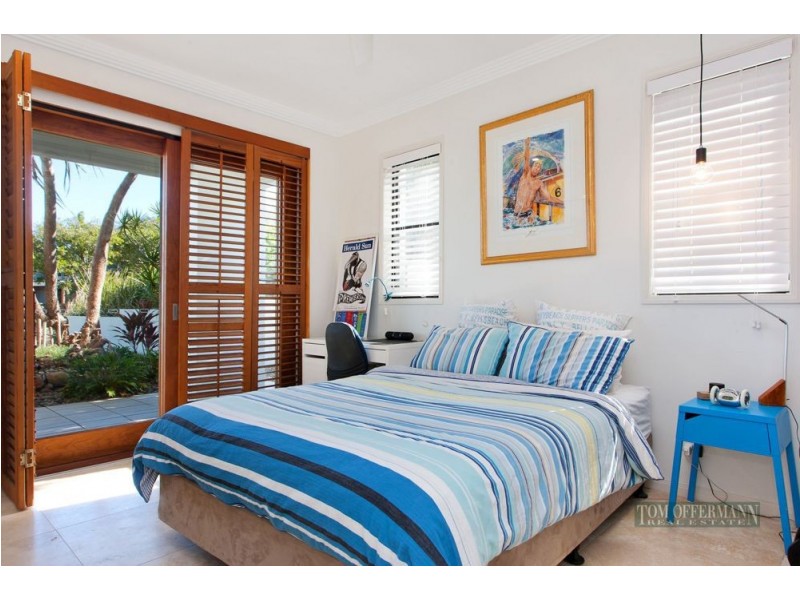 14 Captains Court, Sunrise Beach QLD 4567