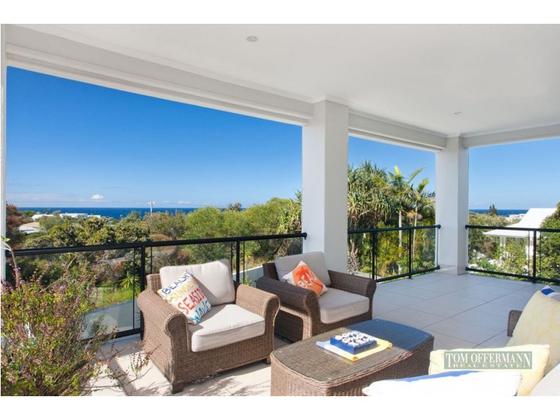 14 Captains Court, Sunrise Beach QLD 4567