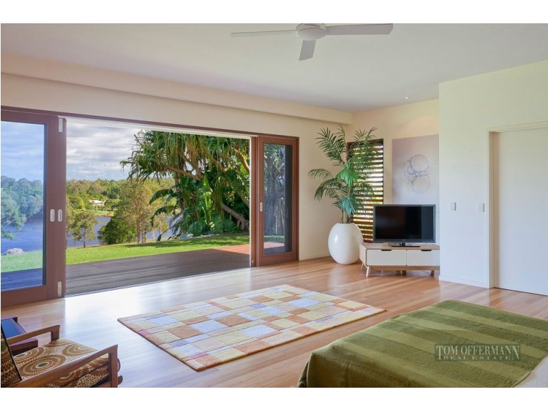 5 Gumboil Road, Lake Macdonald QLD 4563