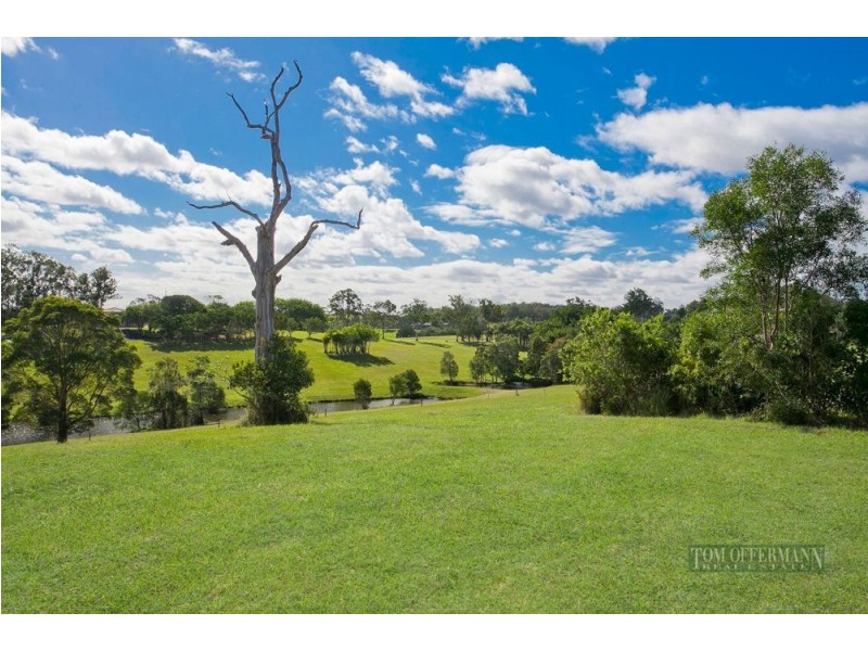 5 Gumboil Road, Lake Macdonald QLD 4563