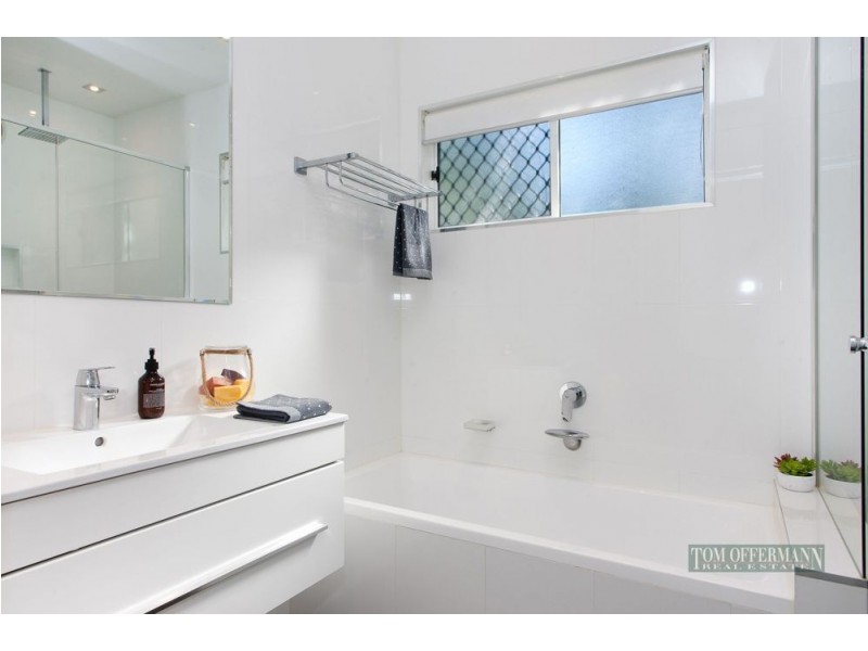 19 Whale Drive, Sunshine Beach QLD 4567