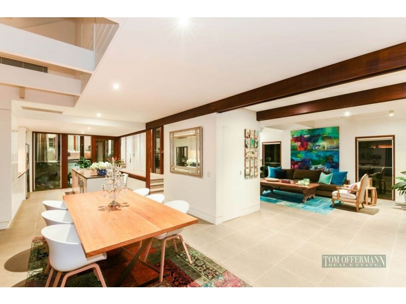 9 Wild Apple Ct, Noosa Heads QLD 4567