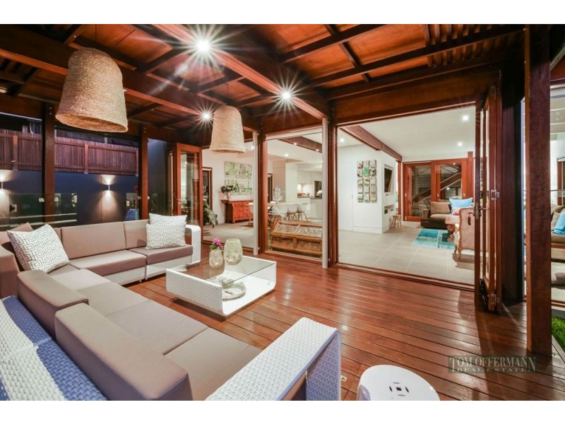 9 Wild Apple Ct, Noosa Heads QLD 4567