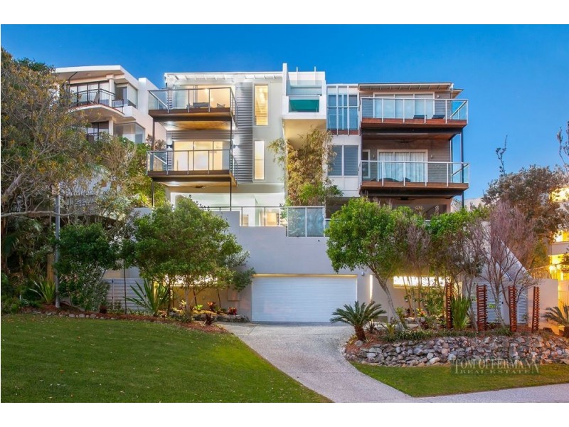 2/4 Bryan St, Sunshine Beach QLD 4567