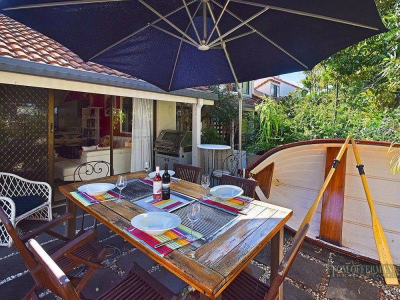 9/124 Noosa Parade, Noosaville QLD 4566