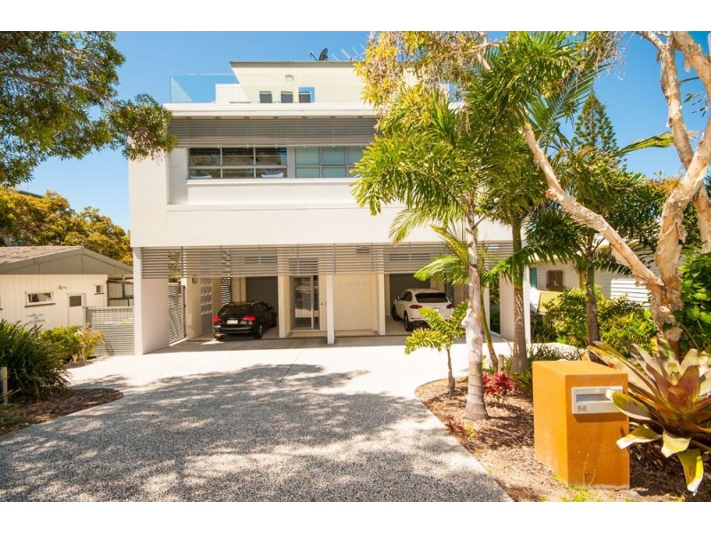 2/63 Elanda St, Sunshine Beach QLD 4567