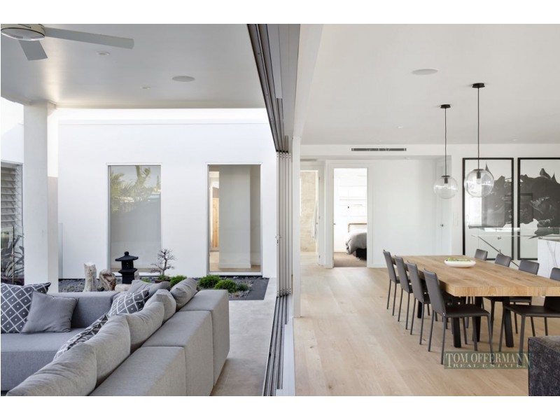 7 White Beech Rd, Noosa Heads QLD 4567