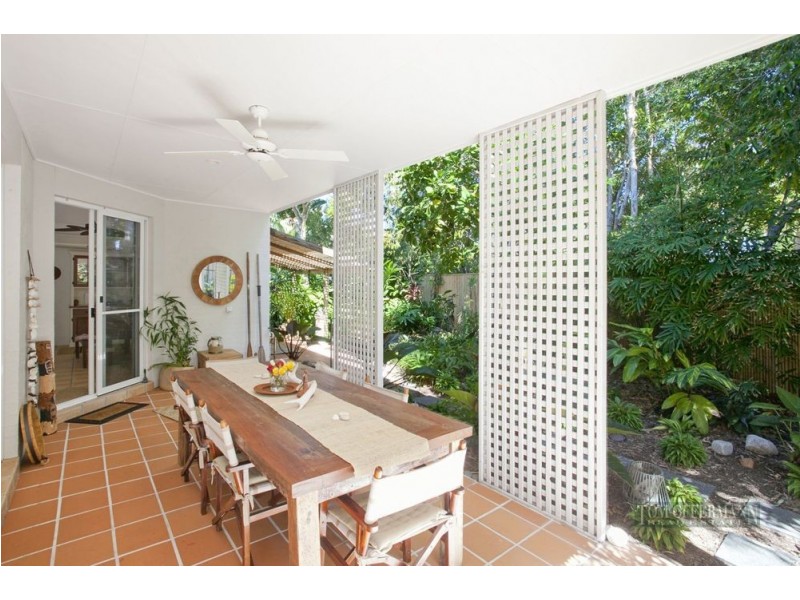 33 Waterside Court, Noosa Waters QLD 4566