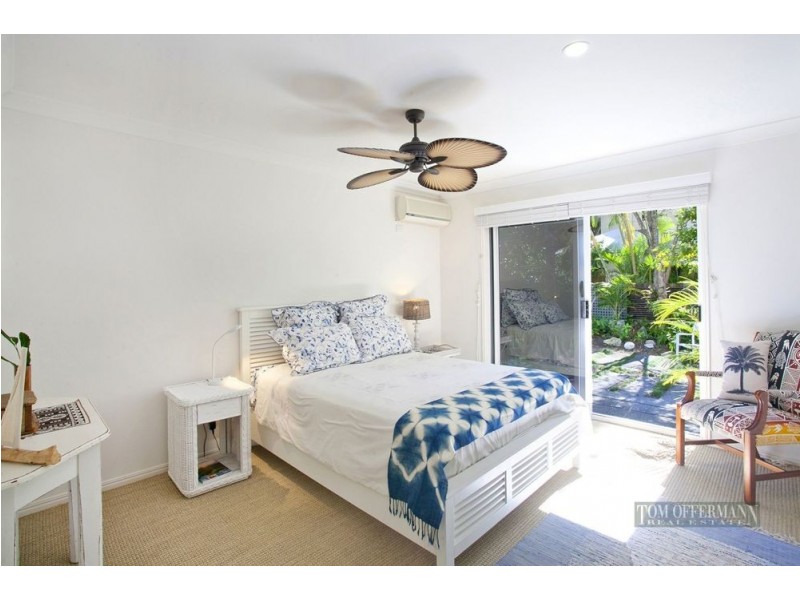 33 Waterside Court, Noosa Waters QLD 4566