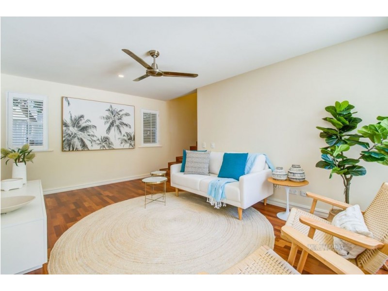 7 Kiamba Court, Sunshine Beach QLD 4567