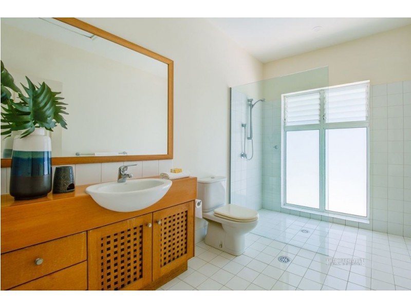 7 Kiamba Court, Sunshine Beach QLD 4567