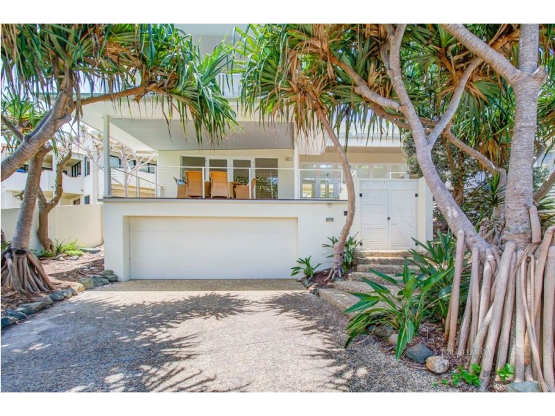 7 Kiamba Court, Sunshine Beach QLD 4567