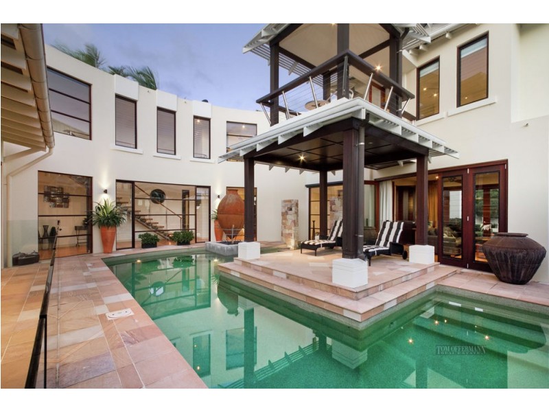 33 Masthead Quay, Noosa Waters QLD 4566