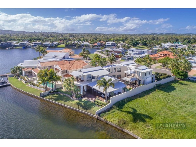 33 Masthead Quay, Noosa Waters QLD 4566