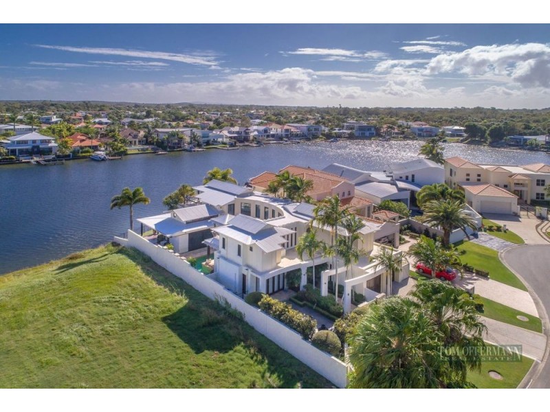 33 Masthead Quay, Noosa Waters QLD 4566