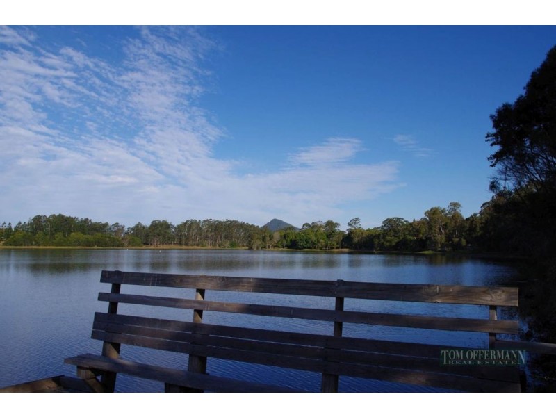 16 Little Springs Lane, Lake Macdonald QLD 4563