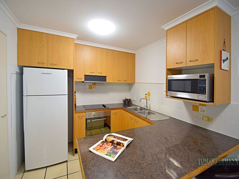 1/287 Weyba Rd, Noosaville QLD 4566