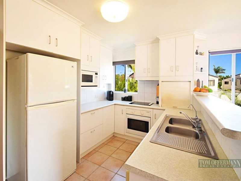 8/164 Noosa Parade, Noosaville QLD 4566