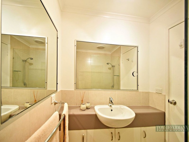 8/164 Noosa Parade, Noosaville QLD 4566